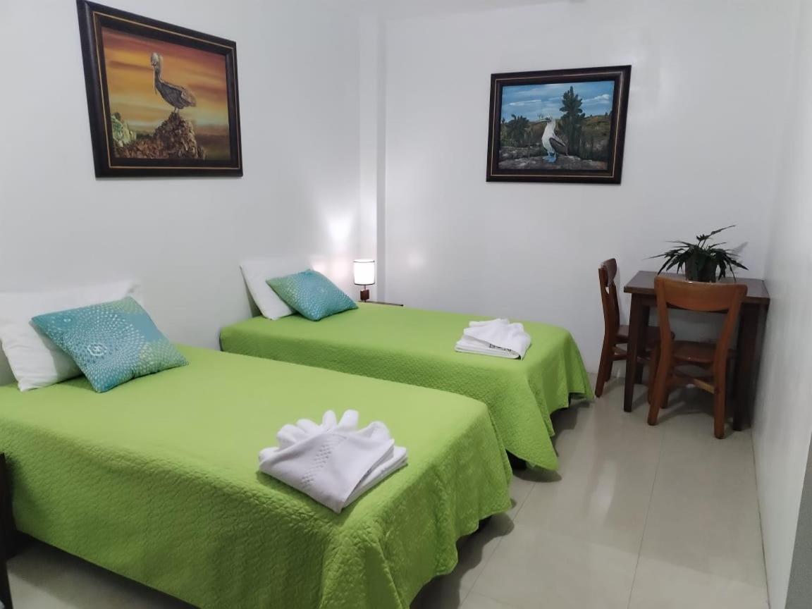 Hotel Starfish Puerto Villamil Dış mekan fotoğraf